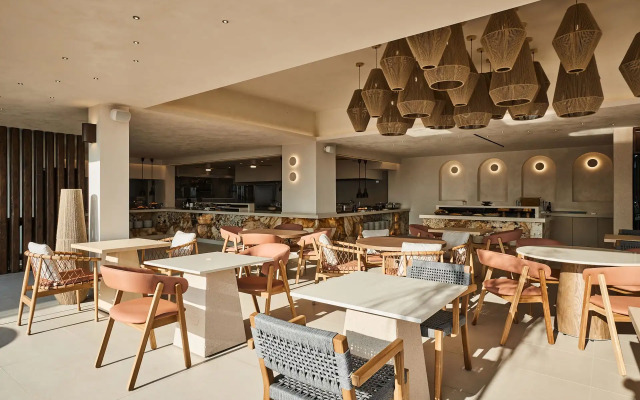 Uzenie All Suites Boutique Resort