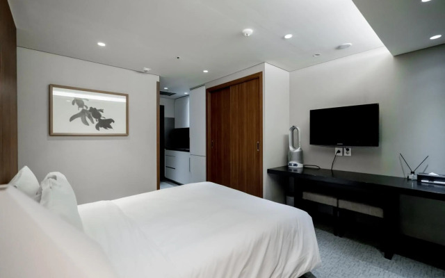 Oriens Hotel & Residences