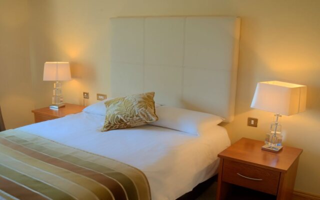 Four Seasons Hotel Carlingford