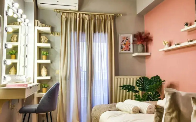Villa Aitheras With sea Views and Garden
