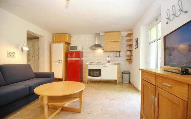 Villa Triton Souterrain Wohnung 08