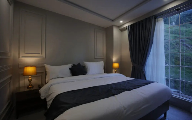 ZAR Luxury Suites Murree