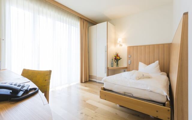 HausRheinsberg Hotel am See