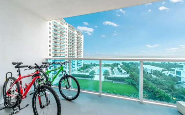 Roney Palace Condo Luxury Rentals