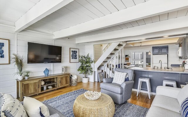 Atlantic Watergate 16 by Long & Foster