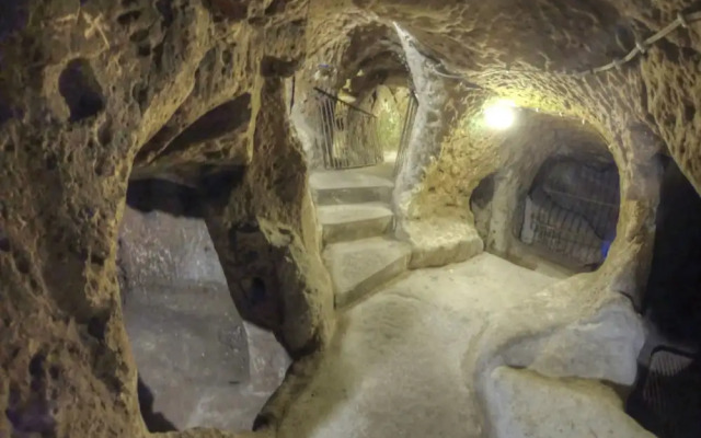 Euphoria Cave House