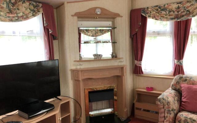 60 Glenfinart Caravan Park