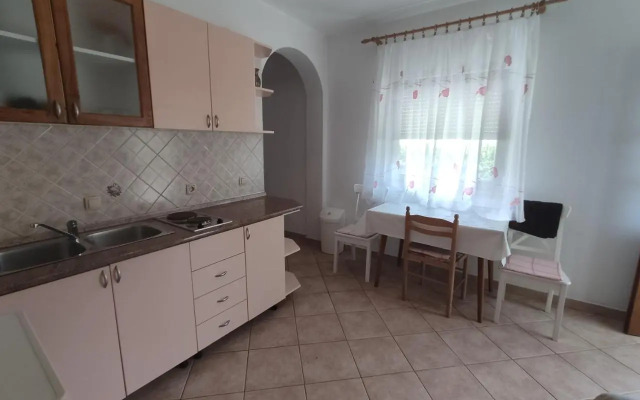 Guesthouse Porto 100m see, close Sandy beach, Pebble beach