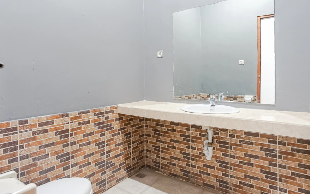 Ketapang Guesthouse Echo Beach Canggu