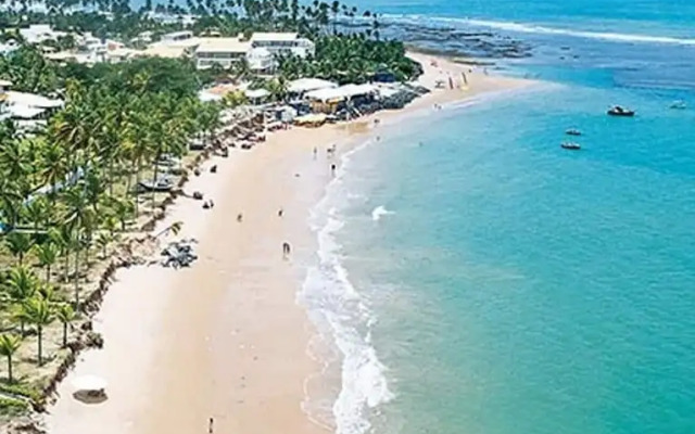 Apartamento na região de Guarajuba