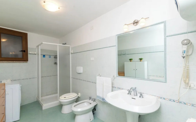 Appartamento Levante With Shared Pool