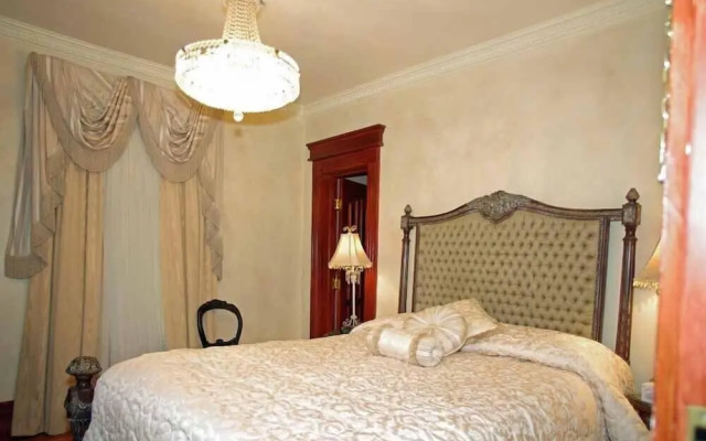 The Hotel Magnolia