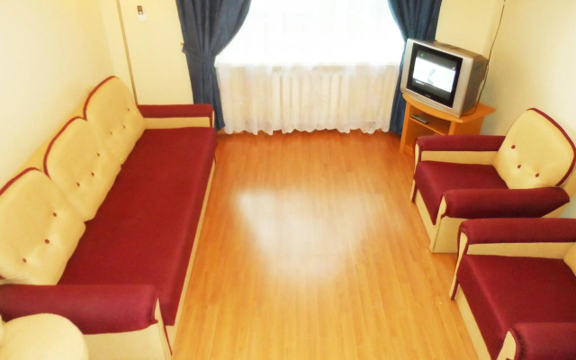 Apartment on Skorykovskyi Lane 4