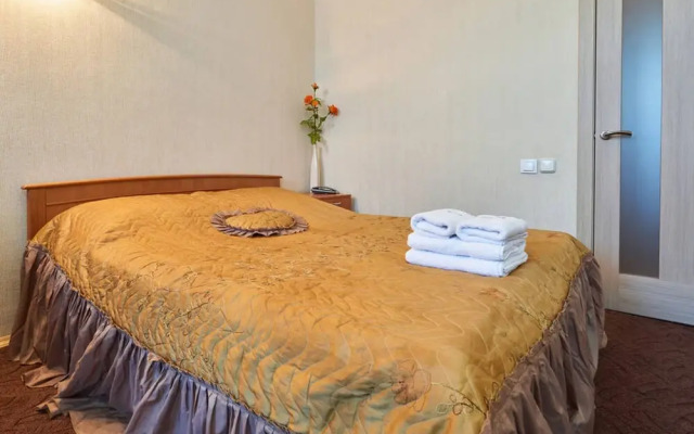 Home-Hotel Yaroslavskaya 15-23