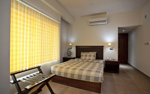 La Rose Hotel