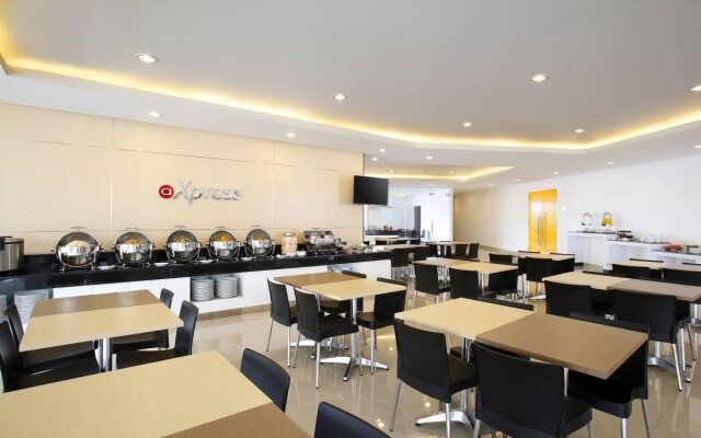 Amaris Hotel Karawang