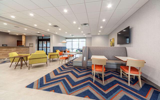 Hampton Inn Winchester N/Conference Center, VA