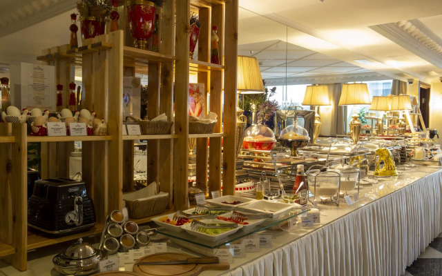 Голден Румс Москва