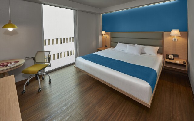 City Express Suites by Marriott Anzures