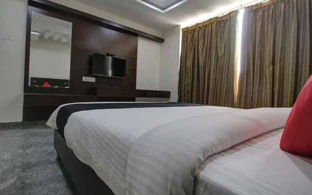 Pbs Grand by OYO Rooms