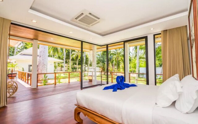 3 Bedroom Pure Luxury Lipa Noi
