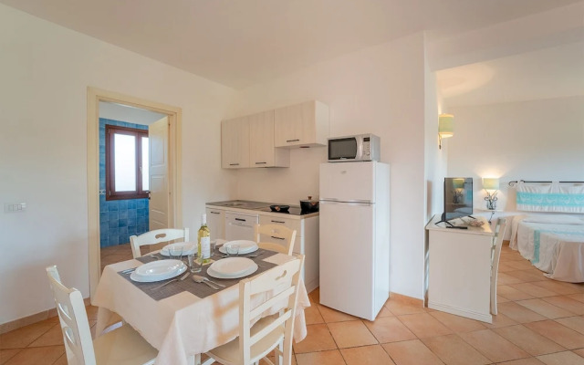 Relaxing Residence Baia dei Mirti B4 1 Bedroom Apartment Sleeps 4 -bilo 4