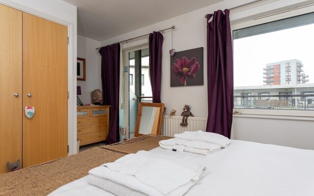 Superior Zone 2 London Apartment