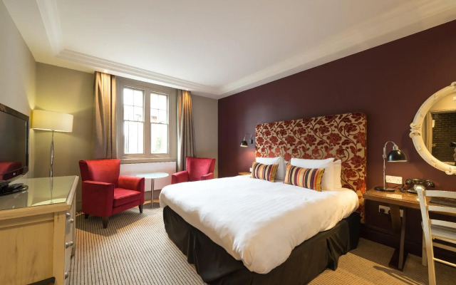 The Crown Manor House Hotel