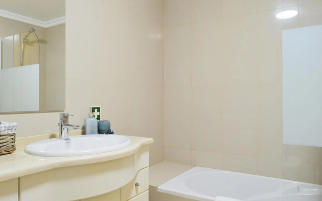 Machico Beach a Home in Madeira