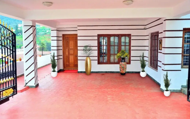 Elk Hill Palace