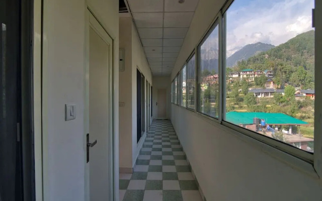 OYO Rooms Snow View
