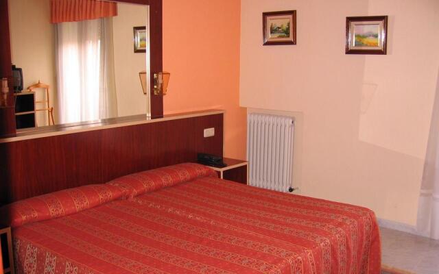Hotel Fray Juan Gil