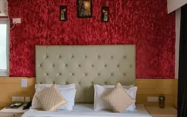 Limewood Riverside Resort