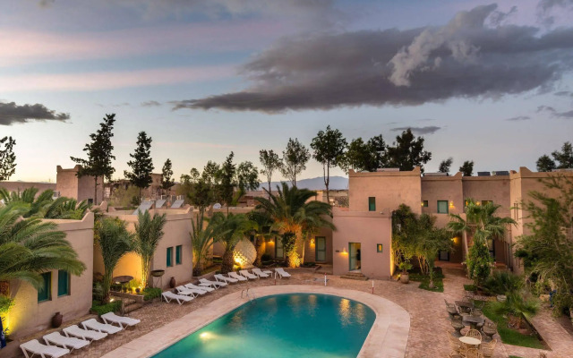 Oscar Hotel by Atlas Studios