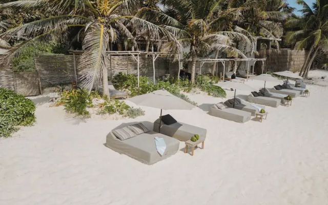 Best-Located Beach Suite with pool.