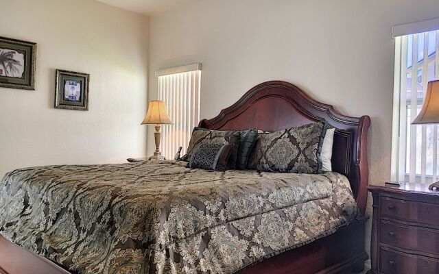 Charleston Manor by Florida Spirit