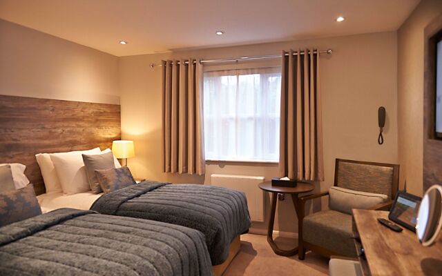 Wyboston Lakes Willows Suite