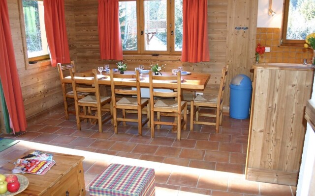 Traditional Chalet in the Large 3 Vallées Near the Slopes