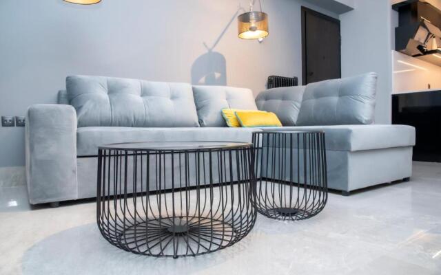 Luxury Premium Suite #1