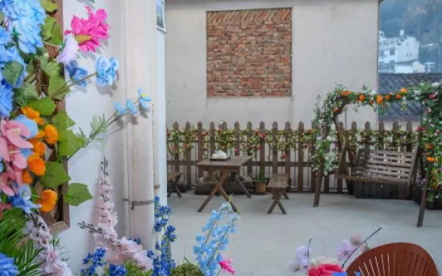 Wuyuan mist wonderland Scenic Area Hotel