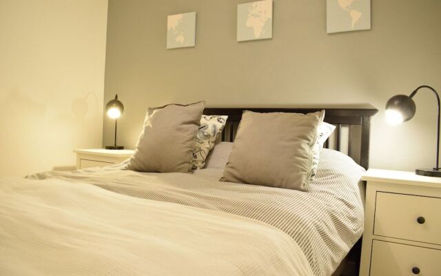 Stunning 2 Bedroom Flat Near Wimbledon