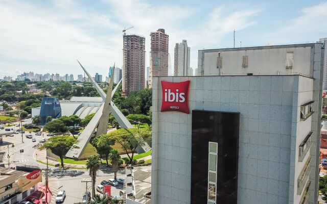 Ibis Goiania