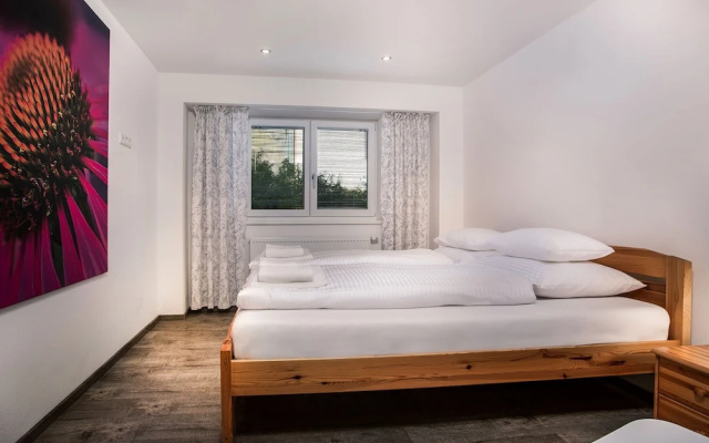 Alpine View - Garden View Apartment