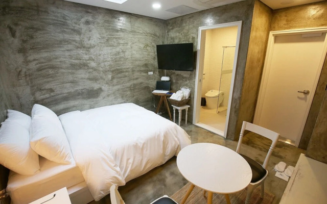 Chungju Cream Drive-in