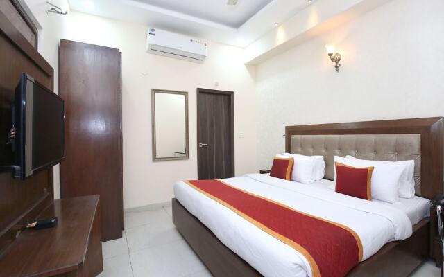 OYO 10386 Hotel Jimmy
