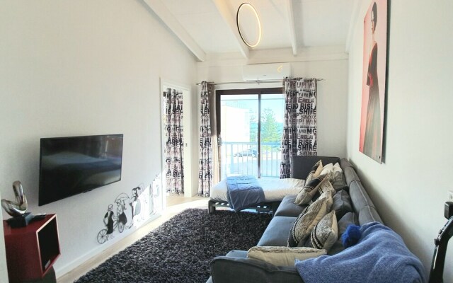 West Beach Lagoon 211 – Great Views