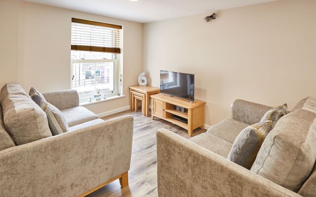 Host Stay Lobster Pot Apartment
