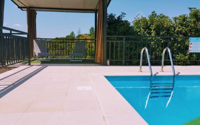 Casa com Piscina em Fátima, by Izibookings