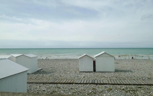 Holiday Home in Criel sur Mer With Balcony