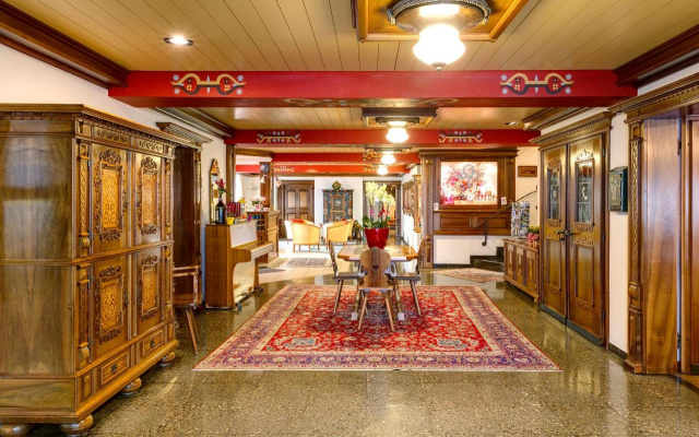 Romantik Hotel Säntis – Lobby – Appenzell
